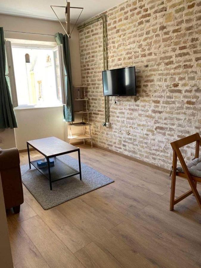 Cosy Old Port Apt In Old Town Appartamento Corfu  Esterno foto