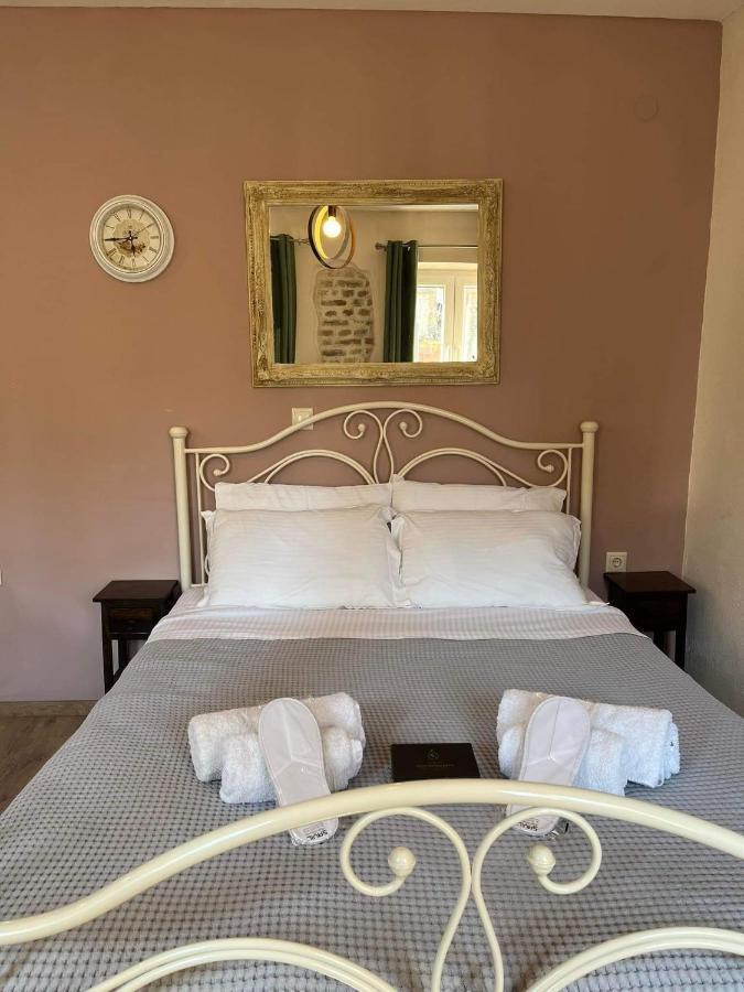 Cosy Old Port Apt In Old Town Appartamento Corfu  Esterno foto