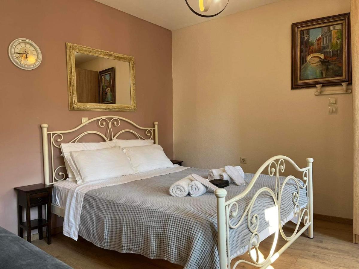 Cosy Old Port Apt In Old Town Appartamento Corfu  Esterno foto